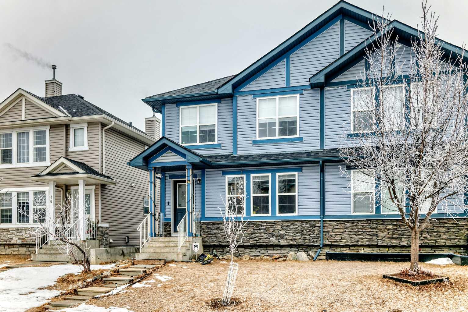 32 SADDLEBROOK Place NE