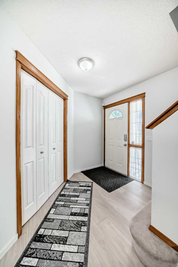 407 Citadel Meadow Bay NW