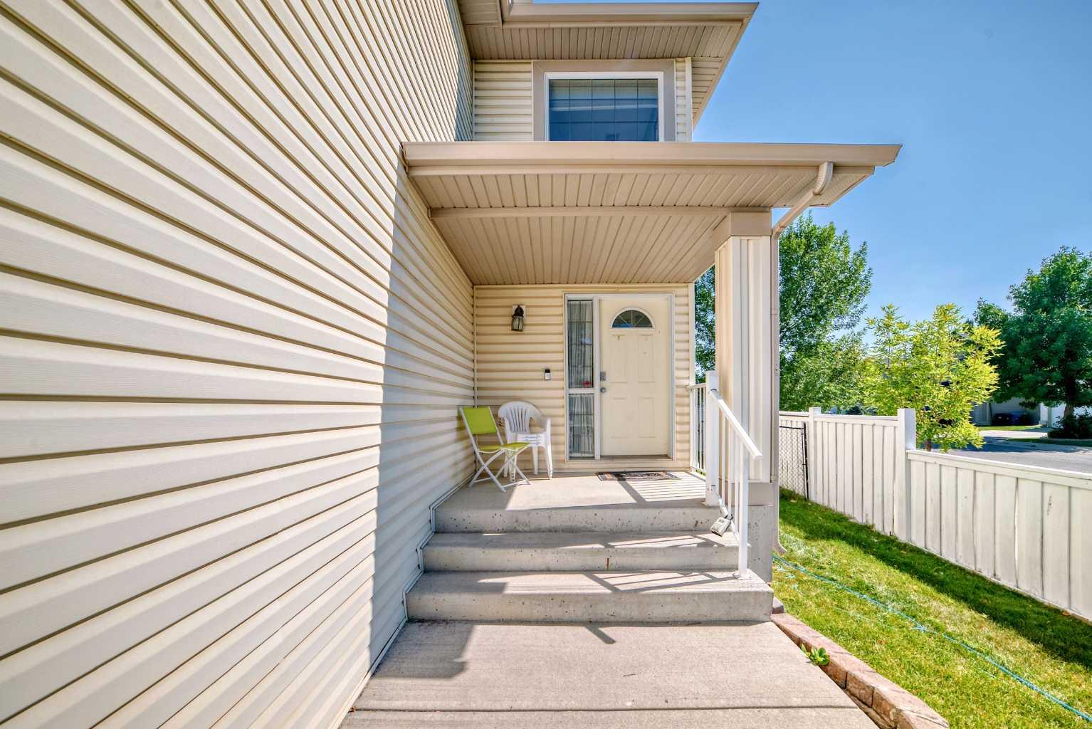 407 Citadel Meadow Bay NW