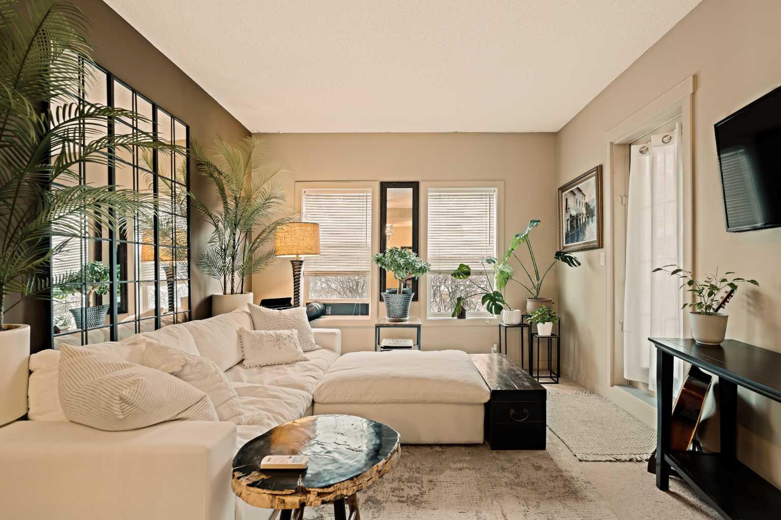 5605 Henwood Street SW 1411