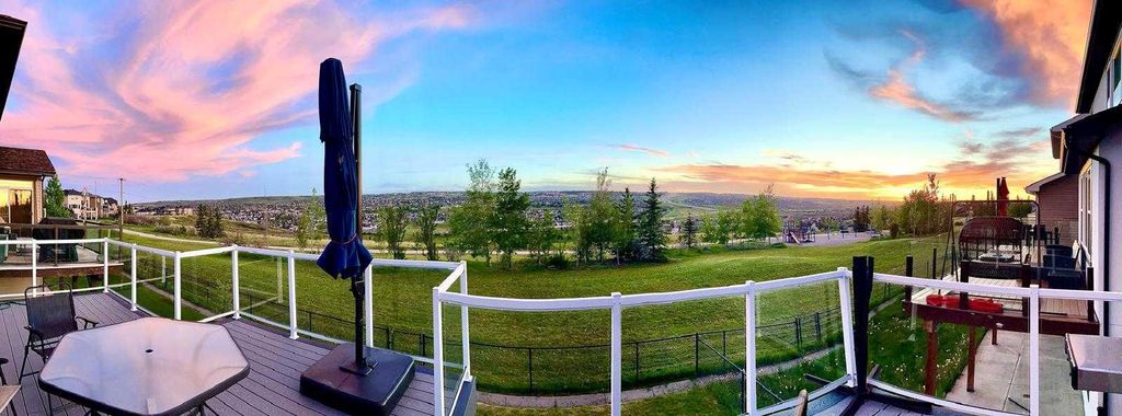 Photo of 182 Panamount Road NW, Calgary, AB T3K 0H8 (MLS # A2306505)