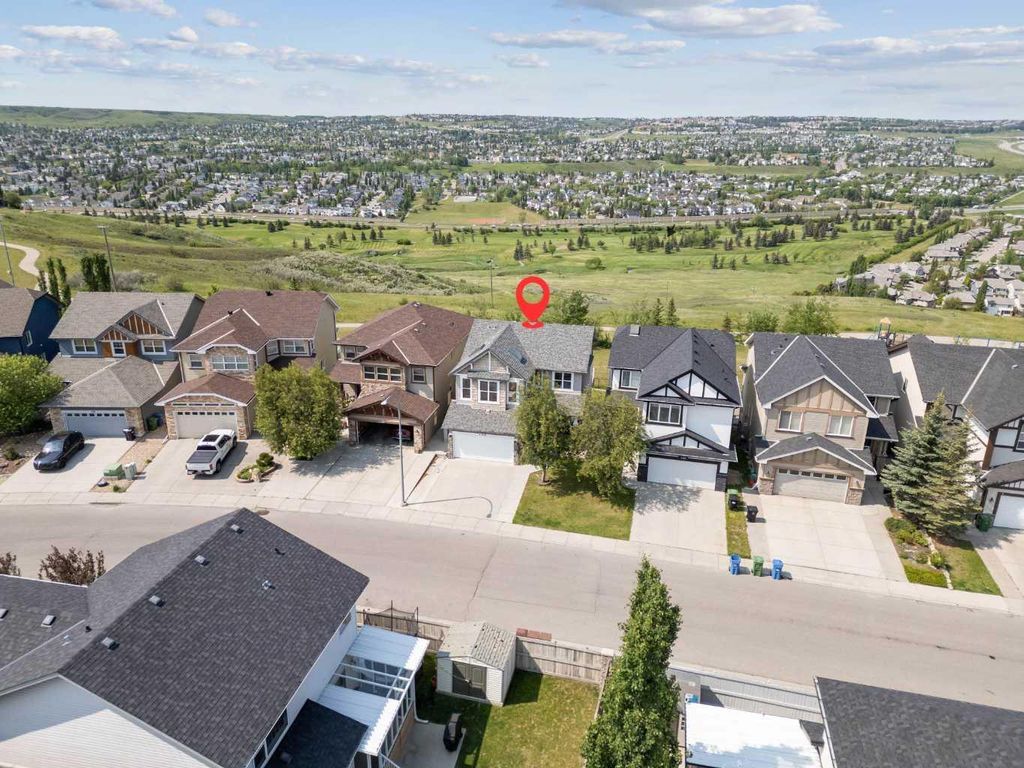 Photo of 182 Panamount Road NW, Calgary, AB T3K 0H8 (MLS # A2306505)