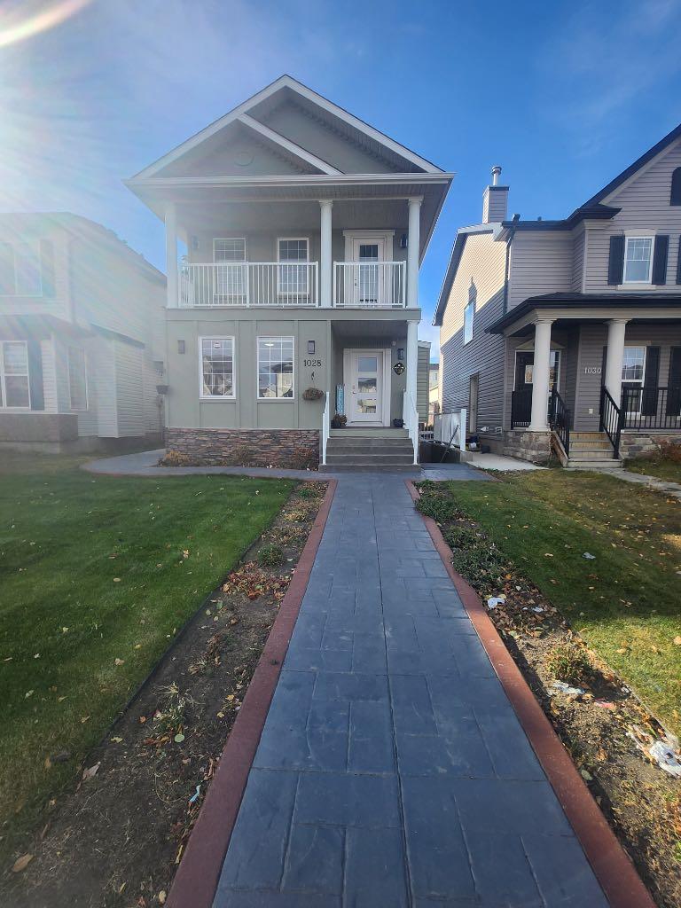 1028 TARADALE Drive NE