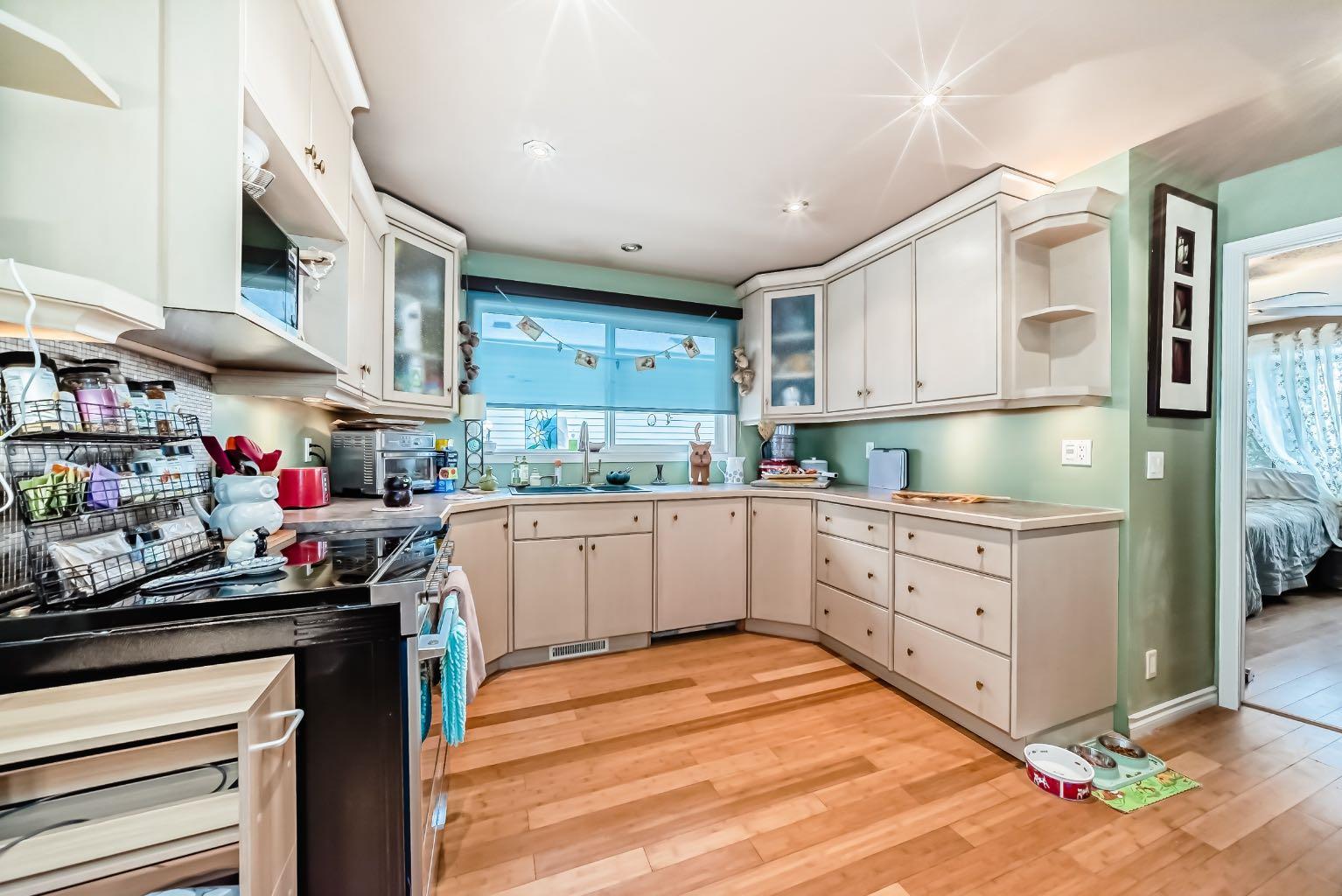 274 Templeview Way NE