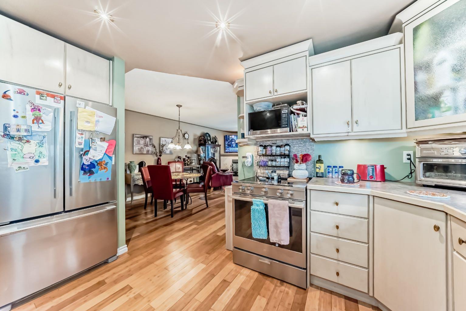 274 Templeview Way NE