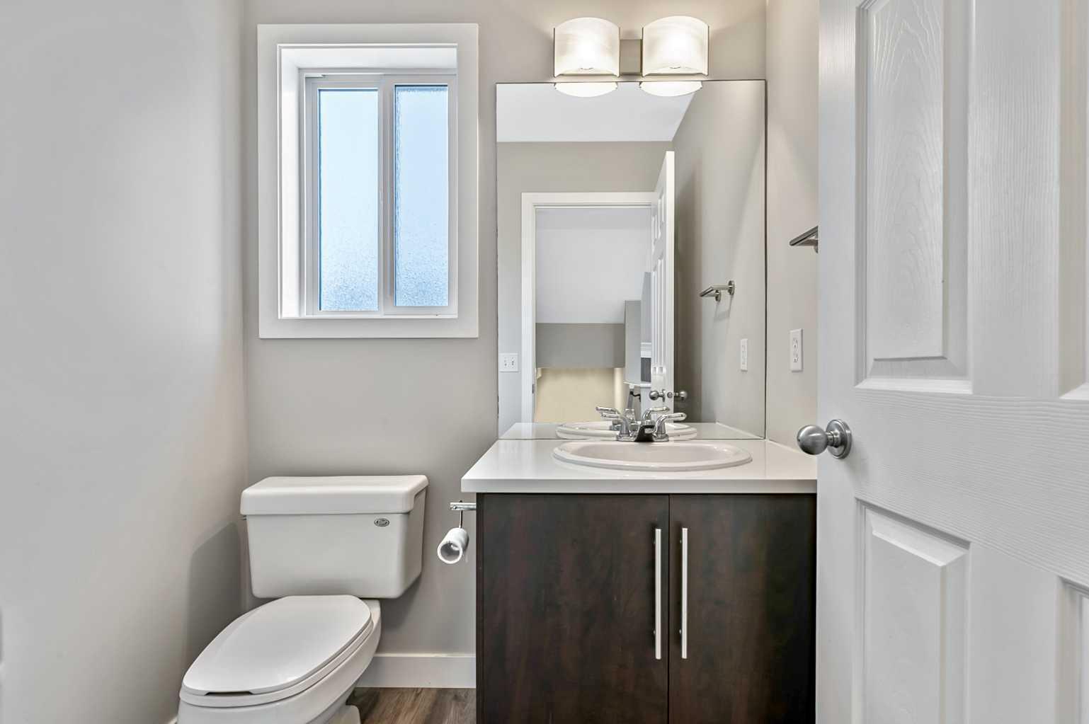 183 Everglen Rise SW