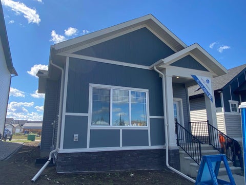 Photo of 155 Ellen Road, Crossfield, AB T0M 0S0 (MLS # A2343322)