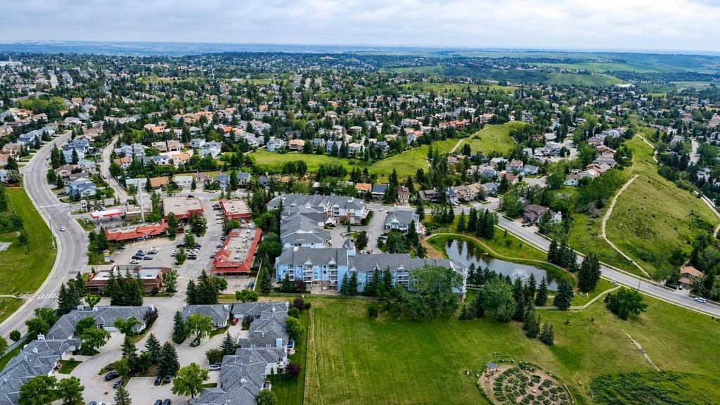 Photo of 3515 Hawksbrow Point NW #515, Calgary, AB T3G 4C9 (MLS # A2331627)