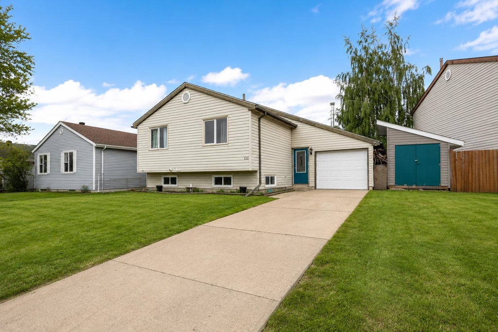 Photo of 110 Bird Crescent, Fort McMurray, AB T9K 0G9 (MLS # A2351461)