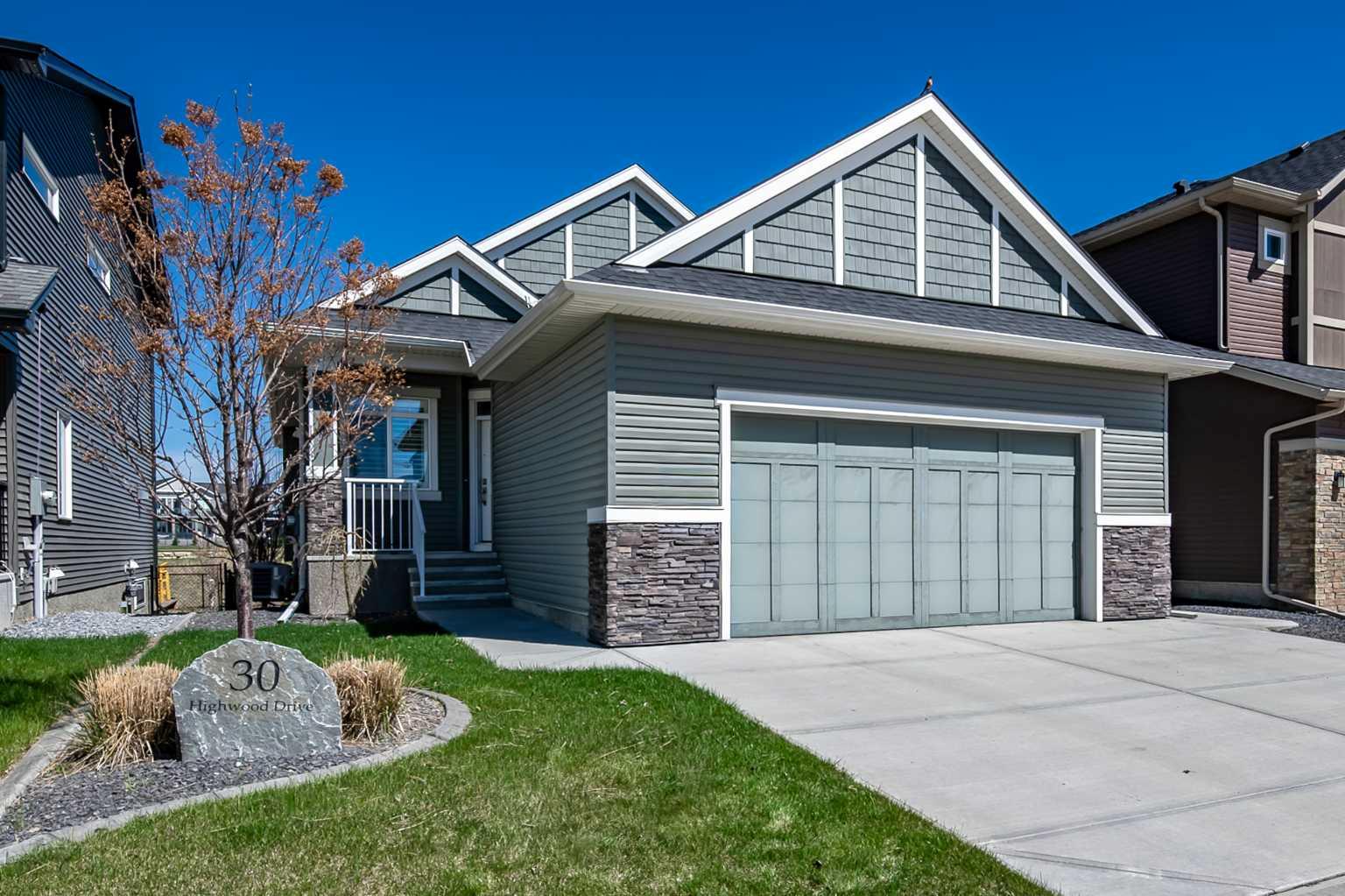 30 Highwood Drive NW