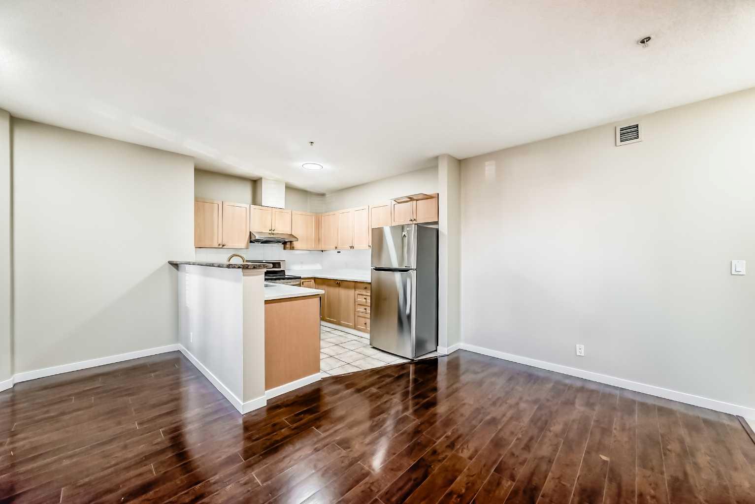 333 Taravista Drive NE 1114