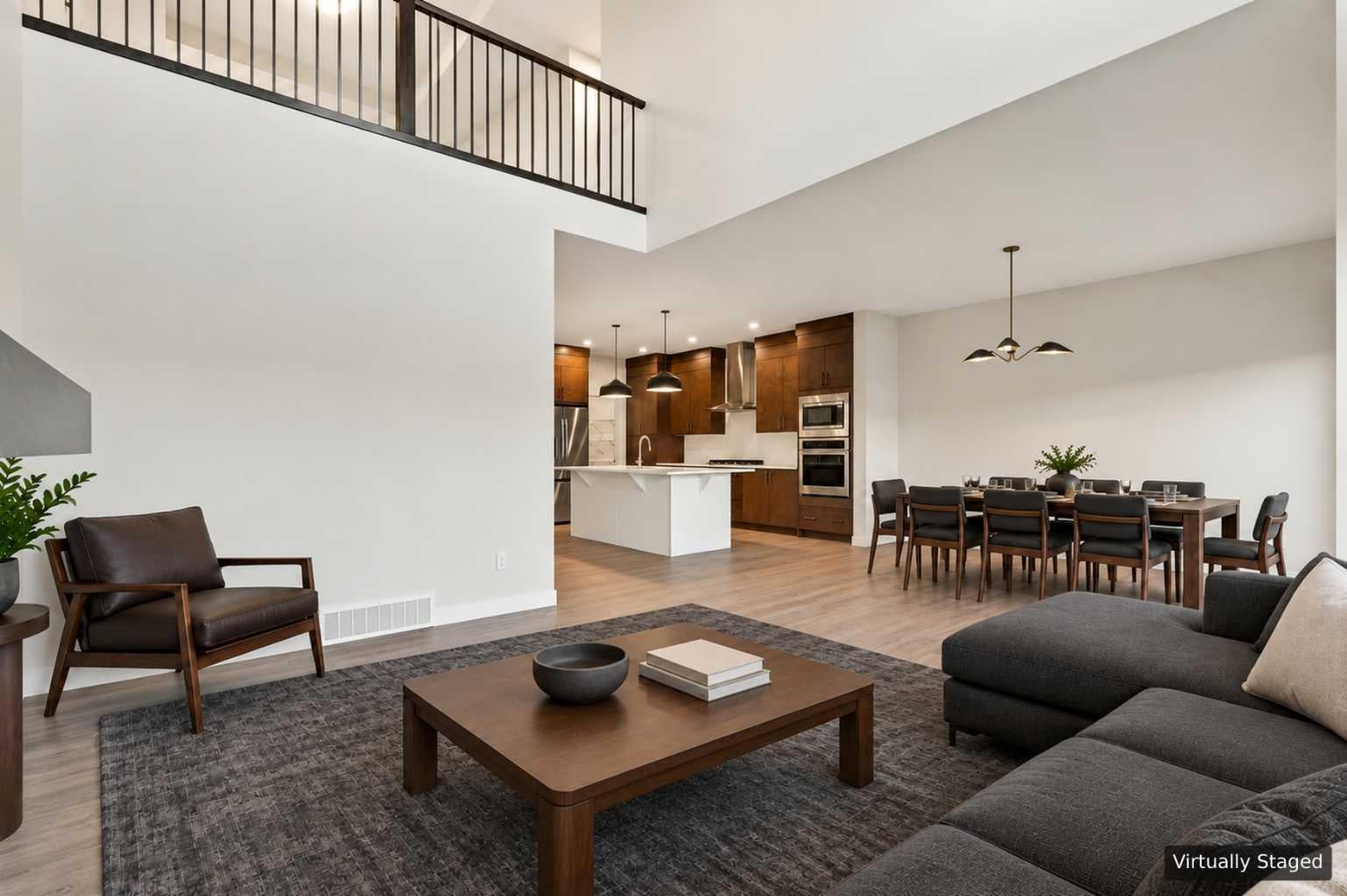192 Buffaloberry Manor SE