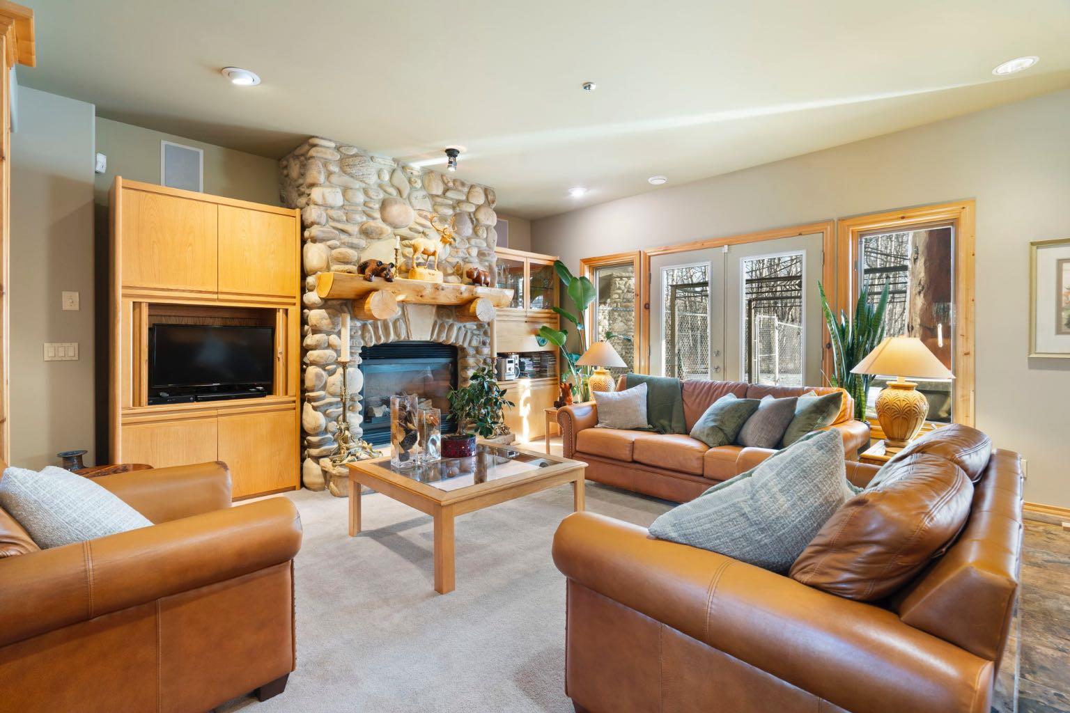 3 Woodlands Estates Crescent