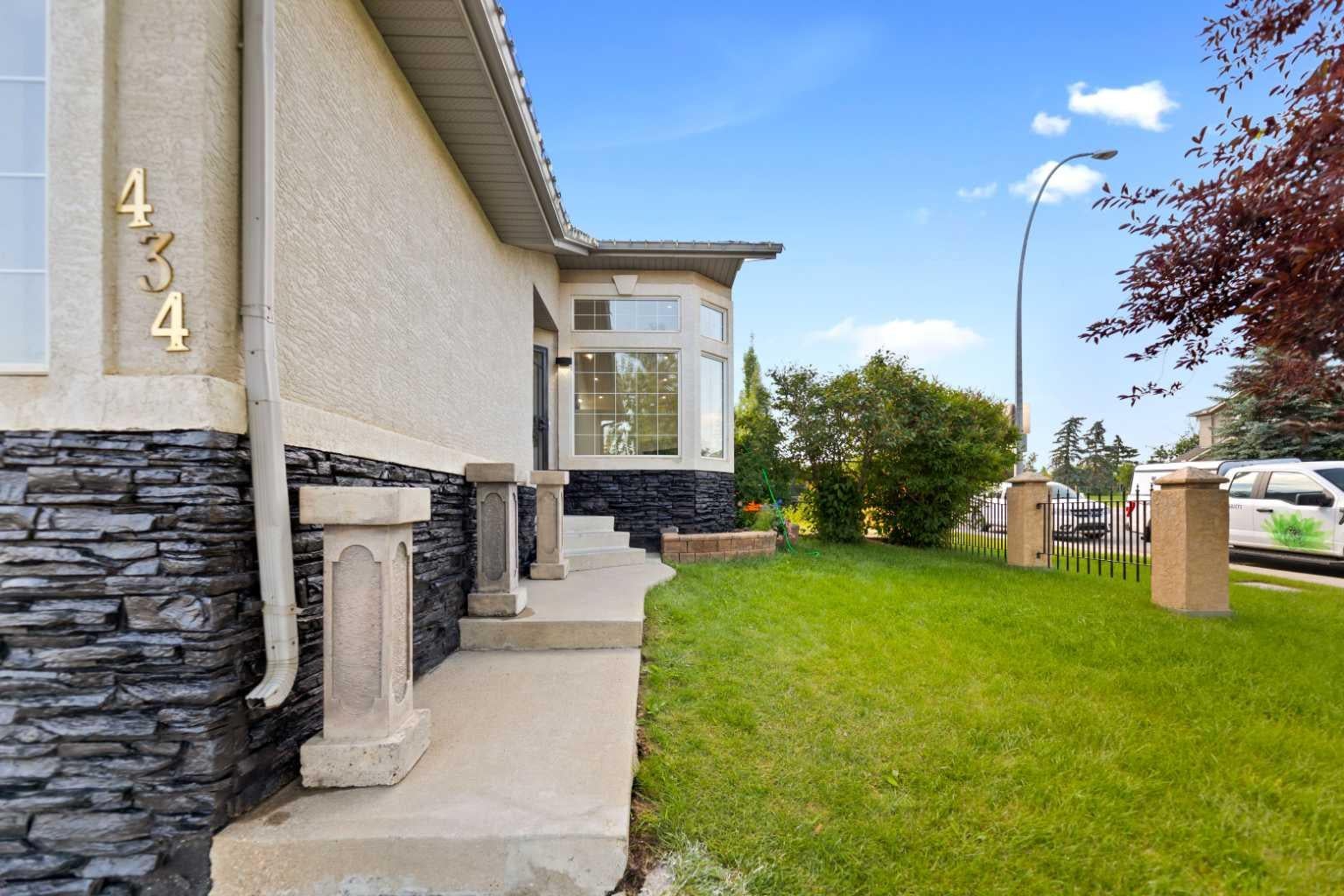 434 Harvest Grove Place NE