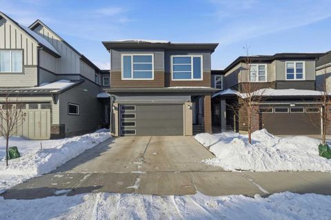 704 Creekstone Circle SW Calgary AB T2X 4Y6