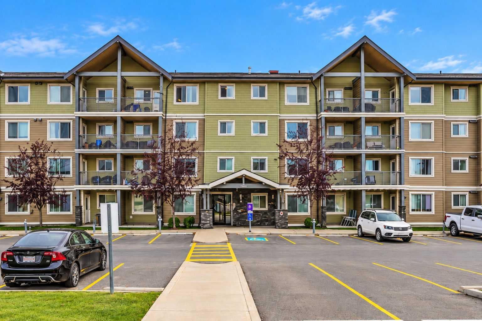 181 Skyview Ranch Manor NE 1204