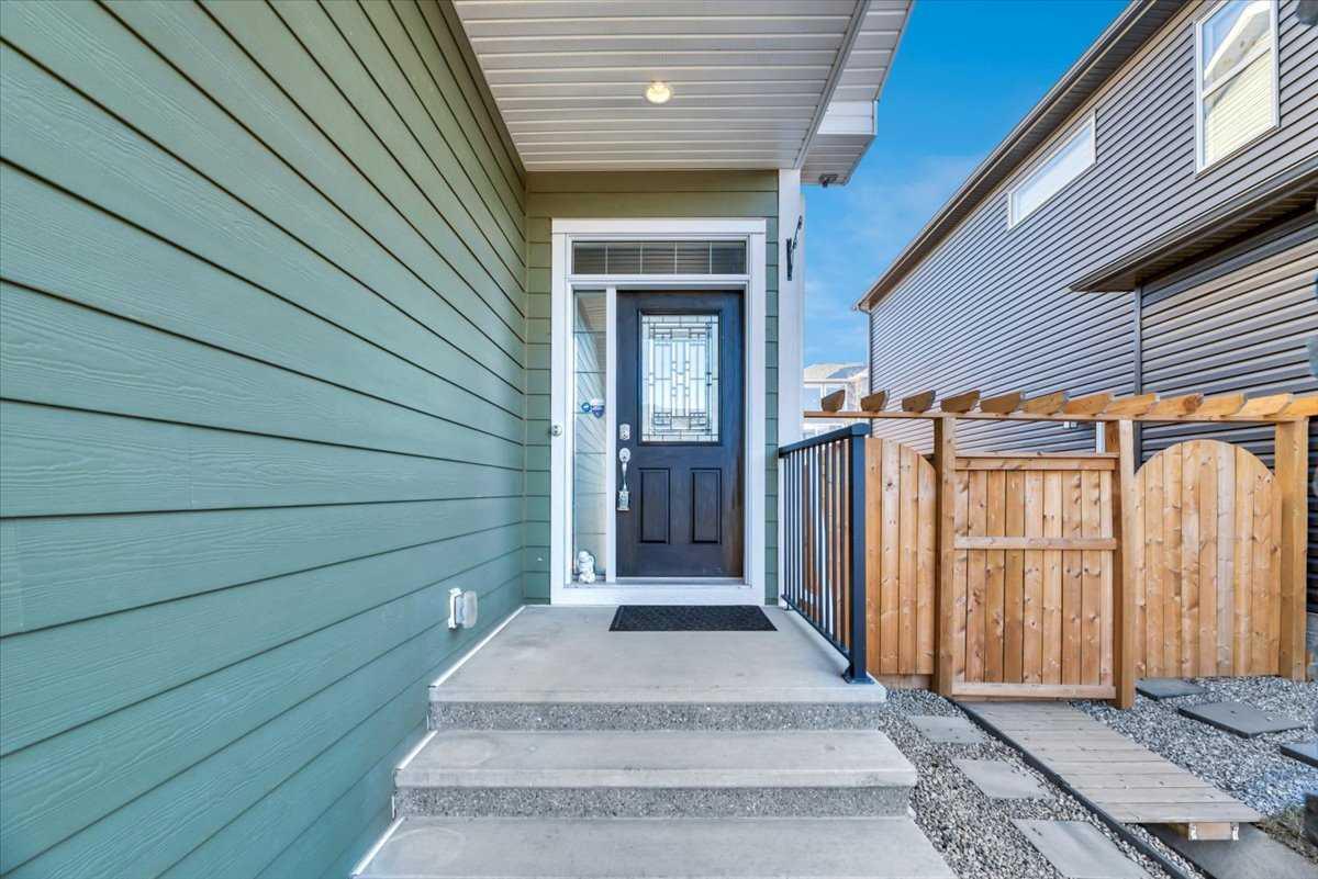 81 Legacy Woods Place SE