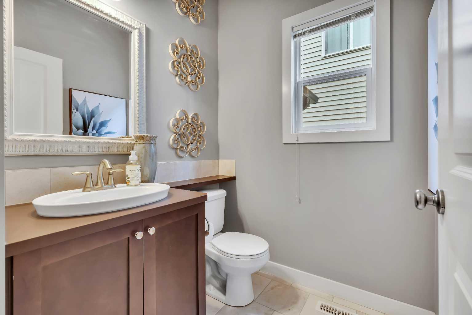 135 Sage Valley Green NW