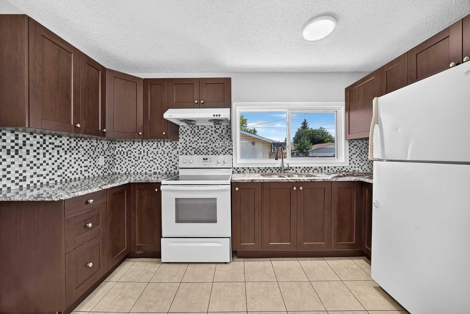 80 Pensville Road SE