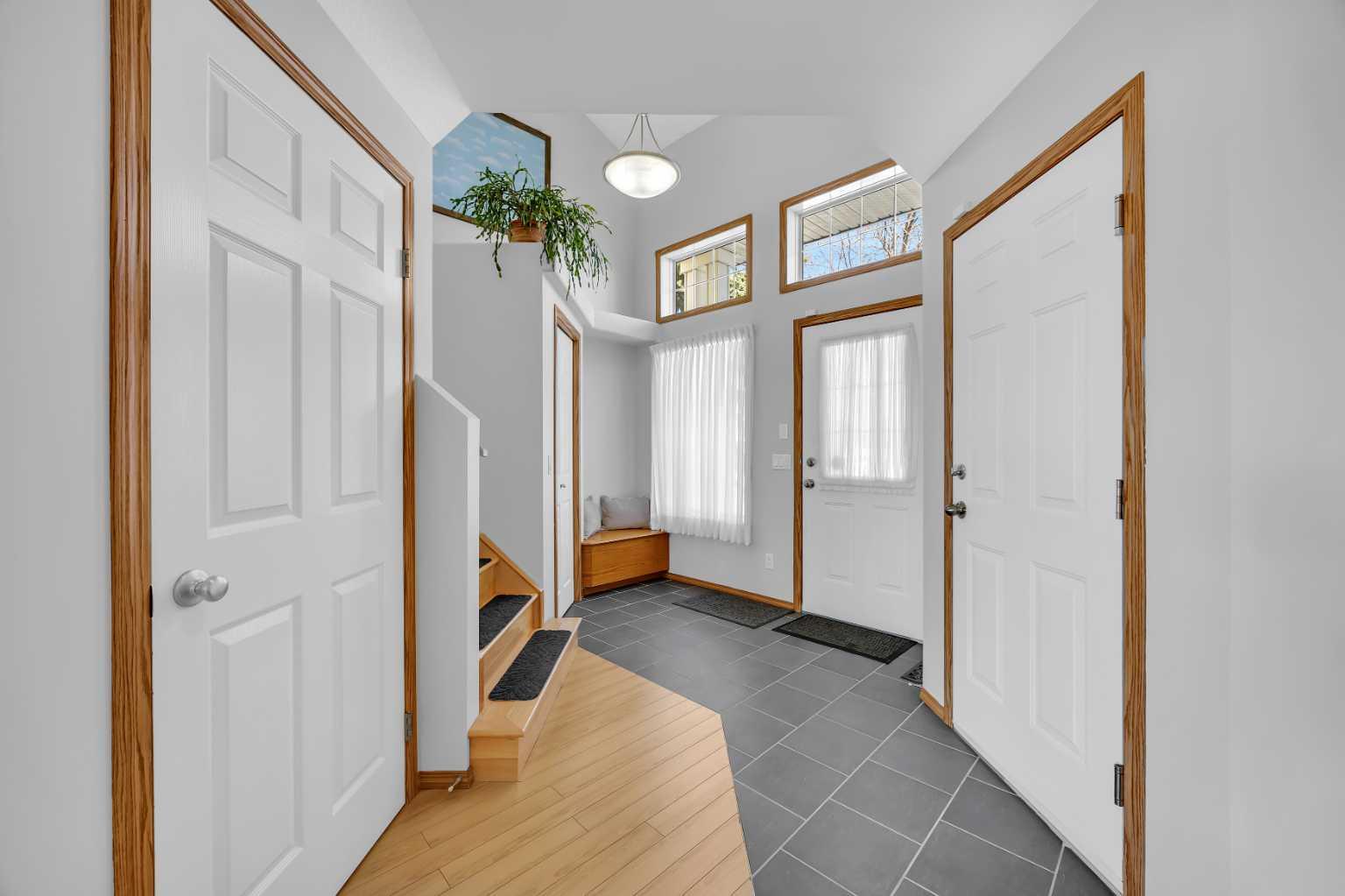 192 Somerglen Common