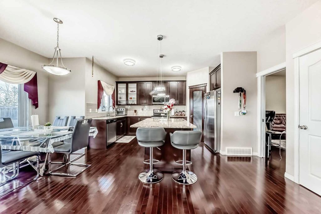 Photo of 71 Martha's Meadow Close NE, Calgary, AB T3J 4Z2 (MLS # A2283472)