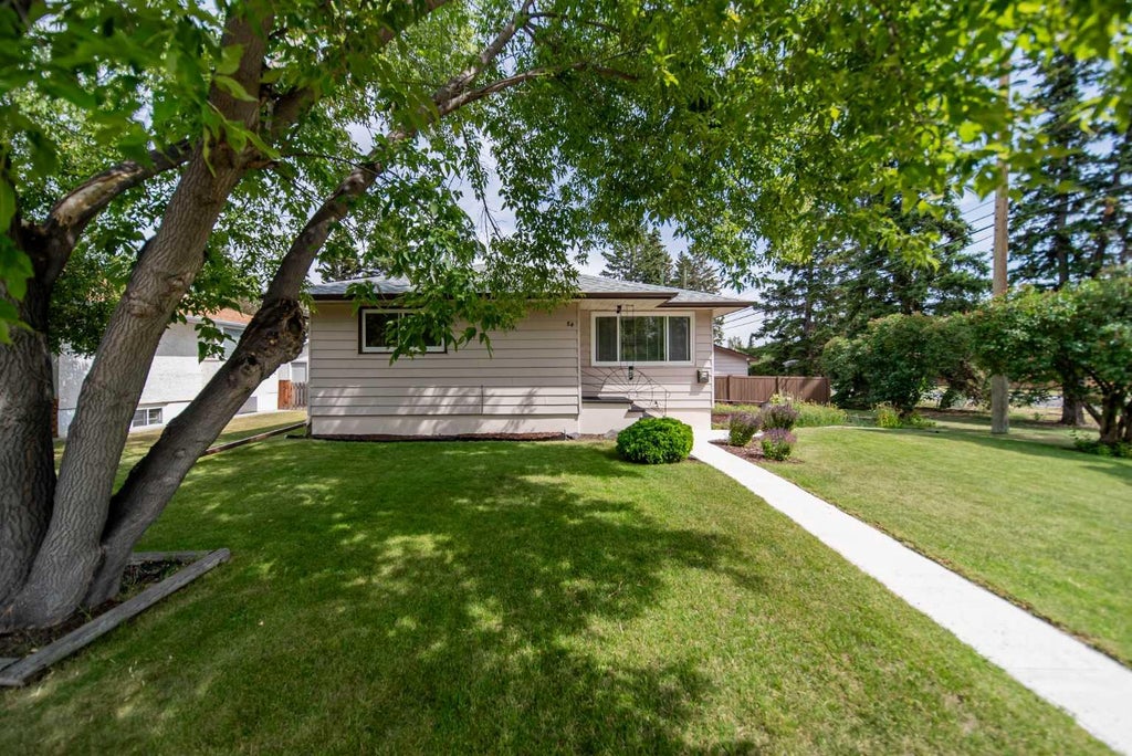 Photo of 84 Waterloo Drive SW, Calgary, AB T3C 3G1 (MLS # A2351195)