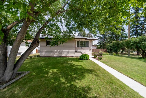 Photo of 84 Waterloo Drive SW, Calgary, AB T3C 3G1 (MLS # A2351195)