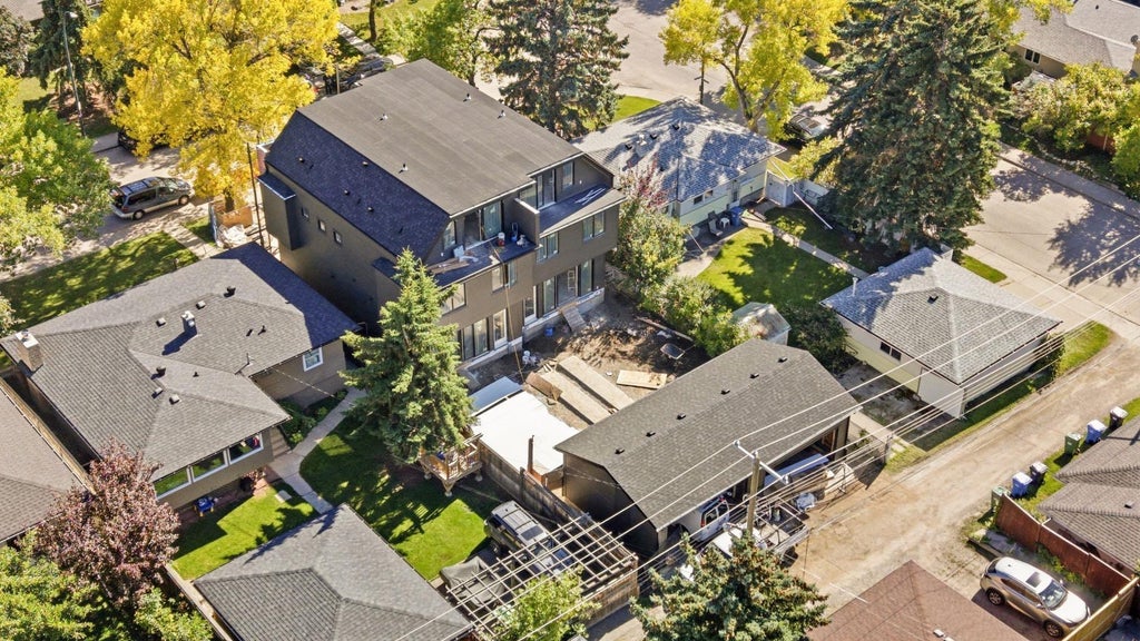 Photo of 907 35A Street NW, Calgary, AB T2N 3A5 (MLS # A2346283)