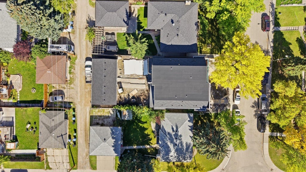 Photo of 907 35A Street NW, Calgary, AB T2N 3A5 (MLS # A2346283)