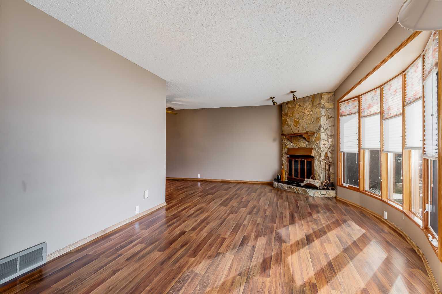 5320 Maidstone Road NE