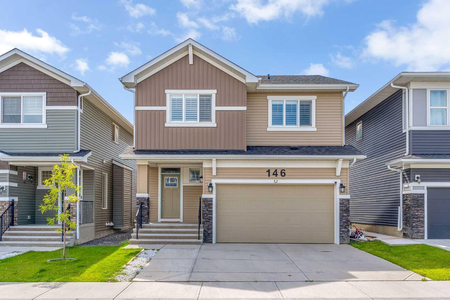 146 Red Sky Crescent NE