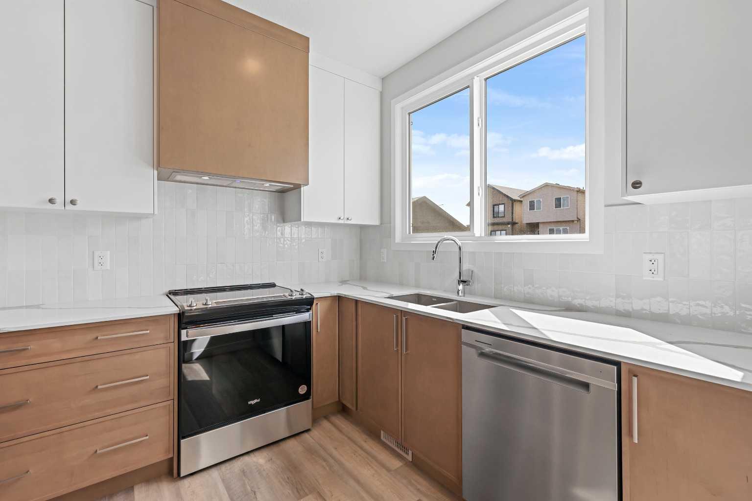 7071 Rangeview Avenue SE