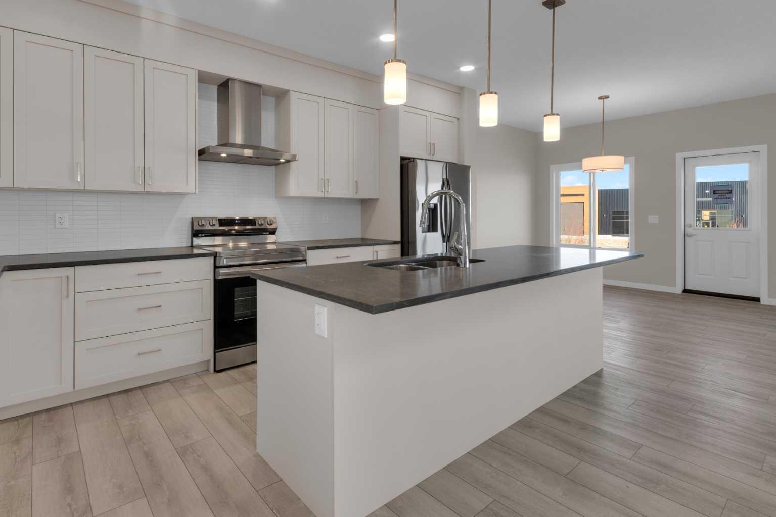 52 Lewisburg Close NE