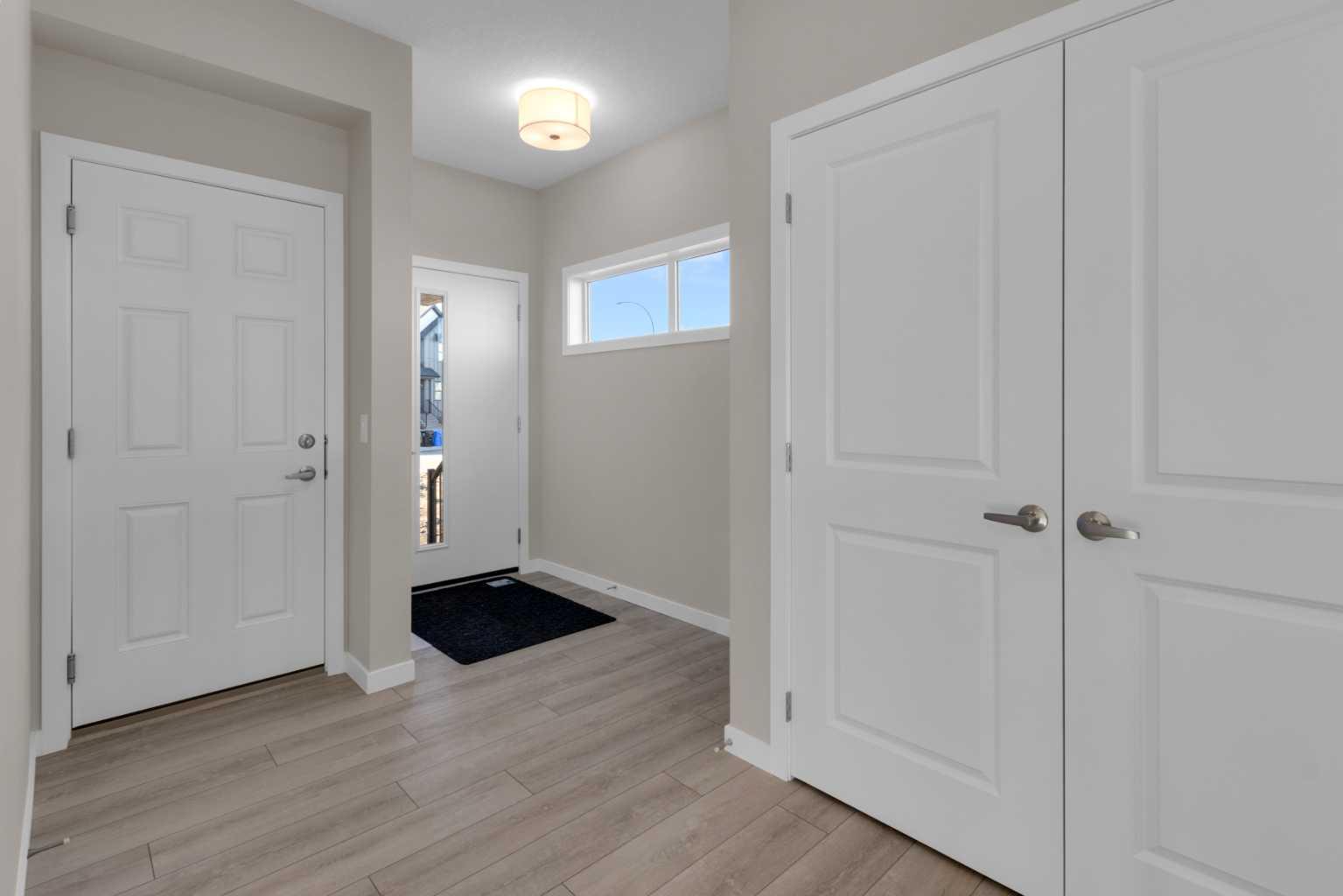 52 Lewisburg Close NE