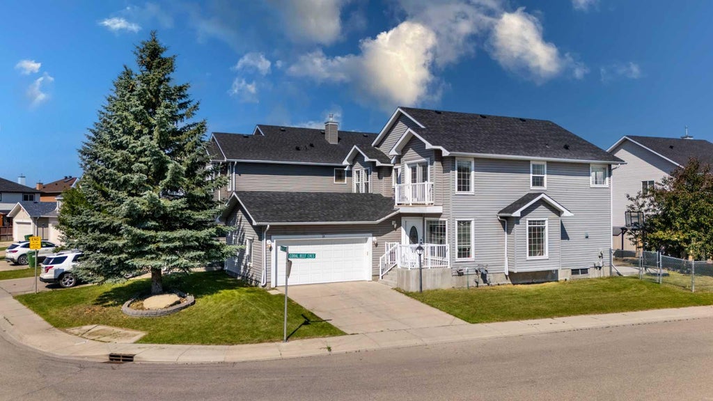 Photo of 28 Coral Reef Link NE, Calgary, AB T3J 3Y5 (MLS # A2330548)