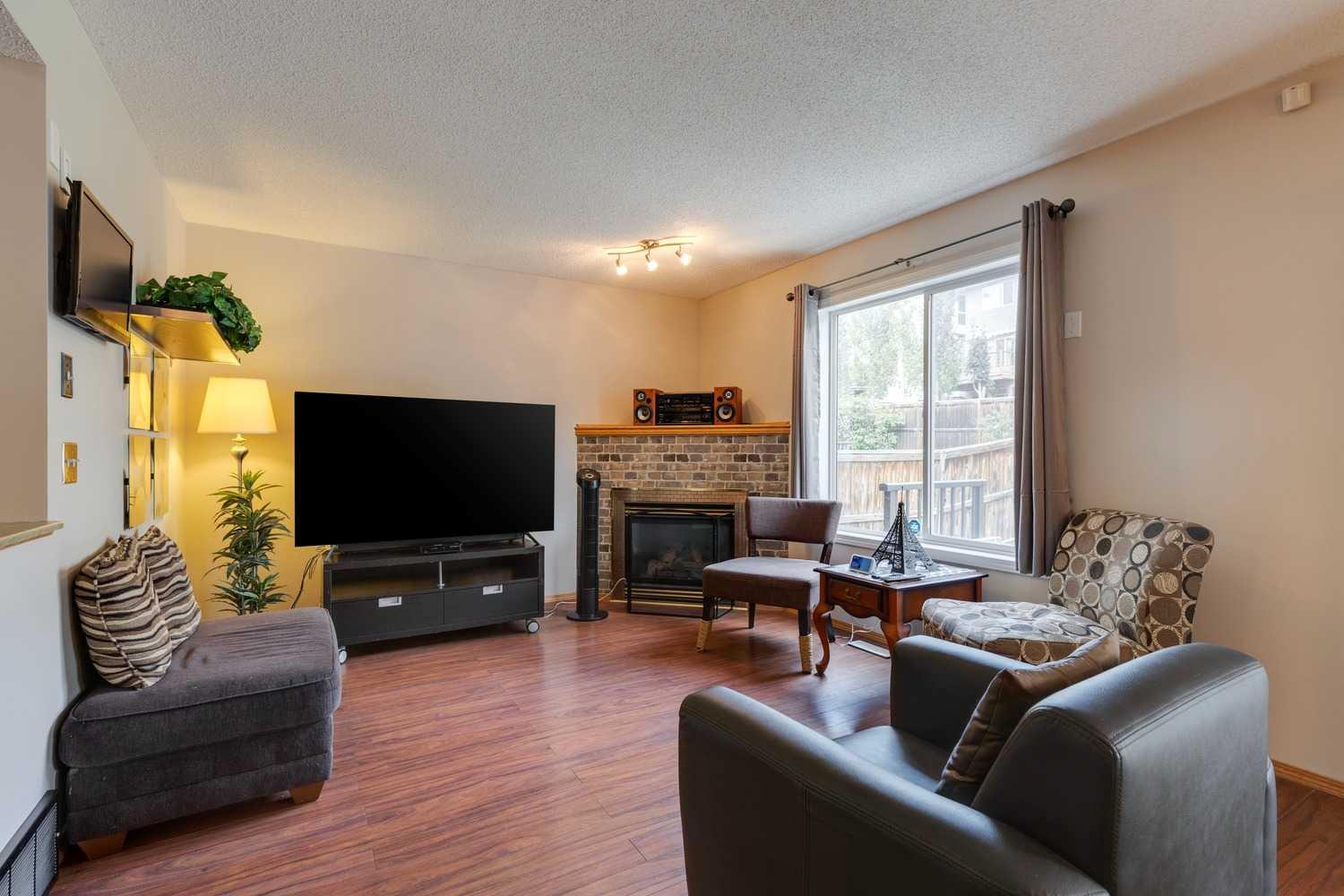 26 Evansbrooke Manor NW