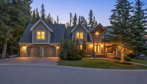 18 Canyon Road Canmore AB T1W 1G3