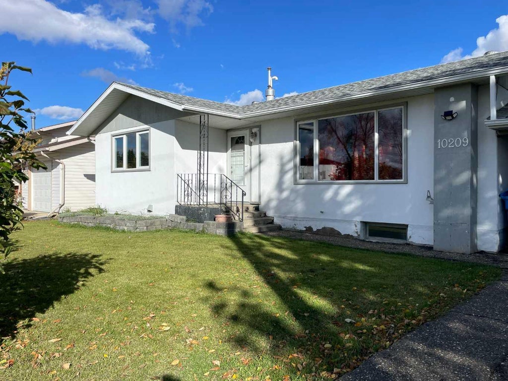 Photo of 114 Street #10209, Fairview, AB T0H 1L0 (MLS # A2348742)