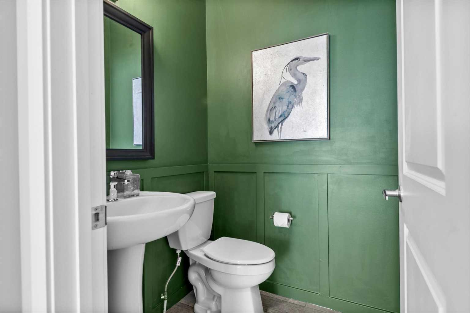 243 Silver Spruce Grove SW