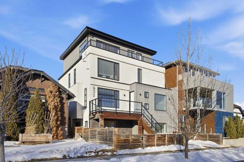 Property photo of 932 5 Avenue Ne, Calgary, AB T2e 0l4