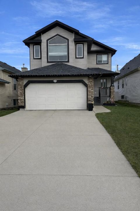 Photo of 265 Bridlemeadows Common SW, Calgary, AB T2Y 4V4 (MLS # A2302149)