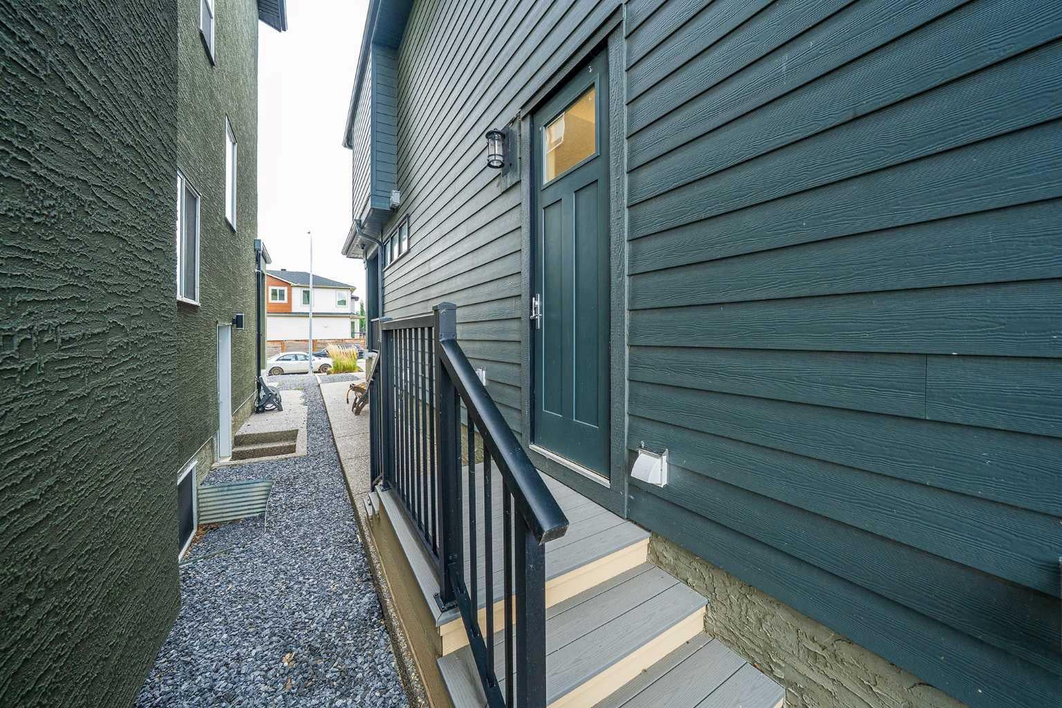 92 Walcrest View SE