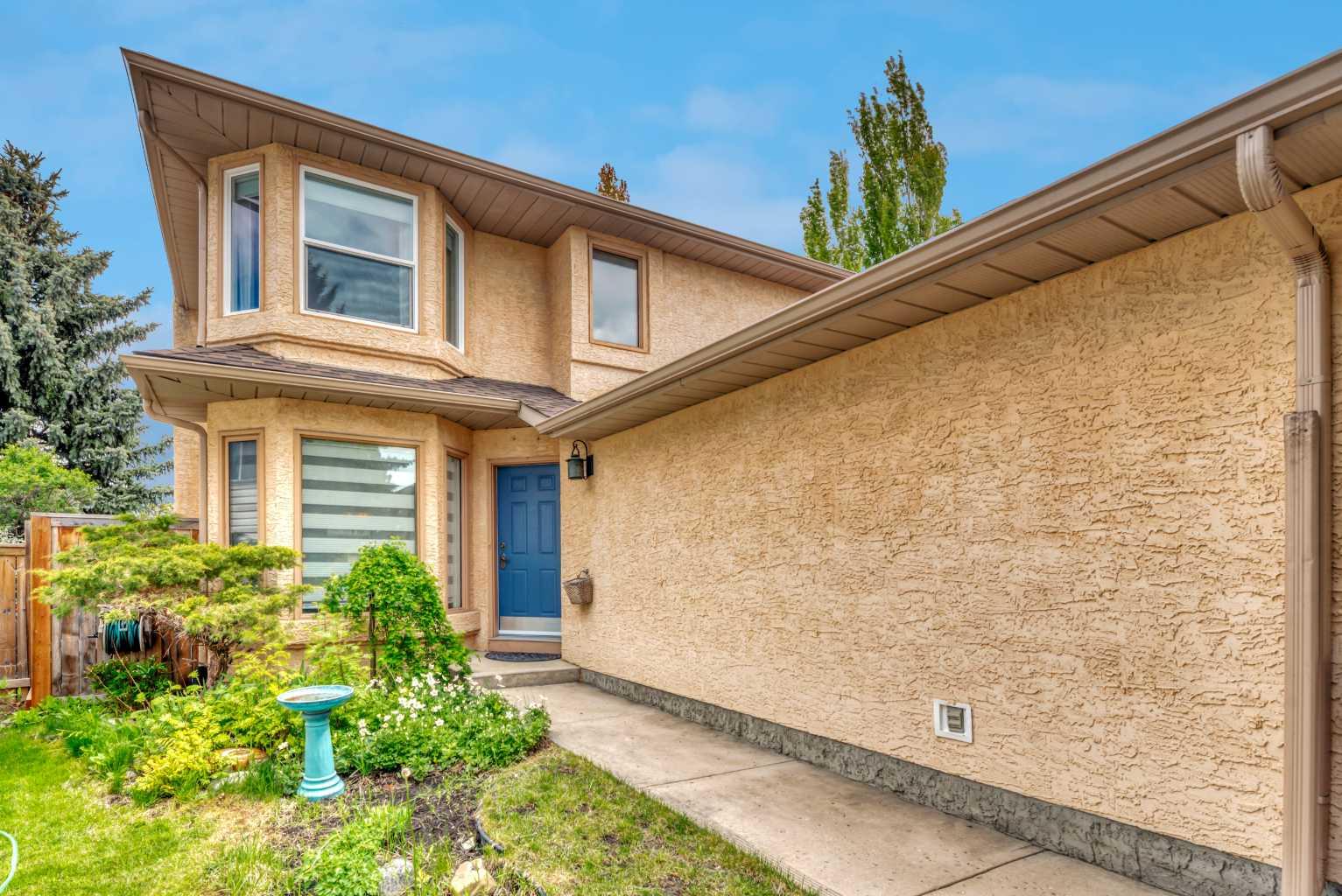 37 Shawbrooke Bay SW