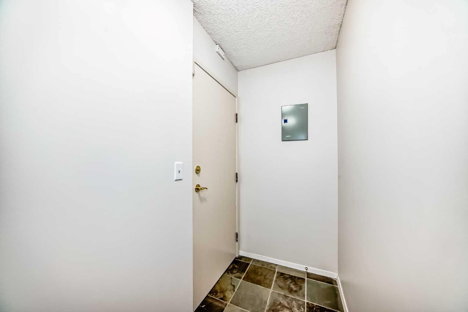 235 15 Avenue SW 301