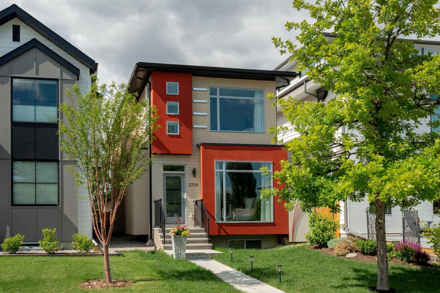 2739 Cochrane Road NW