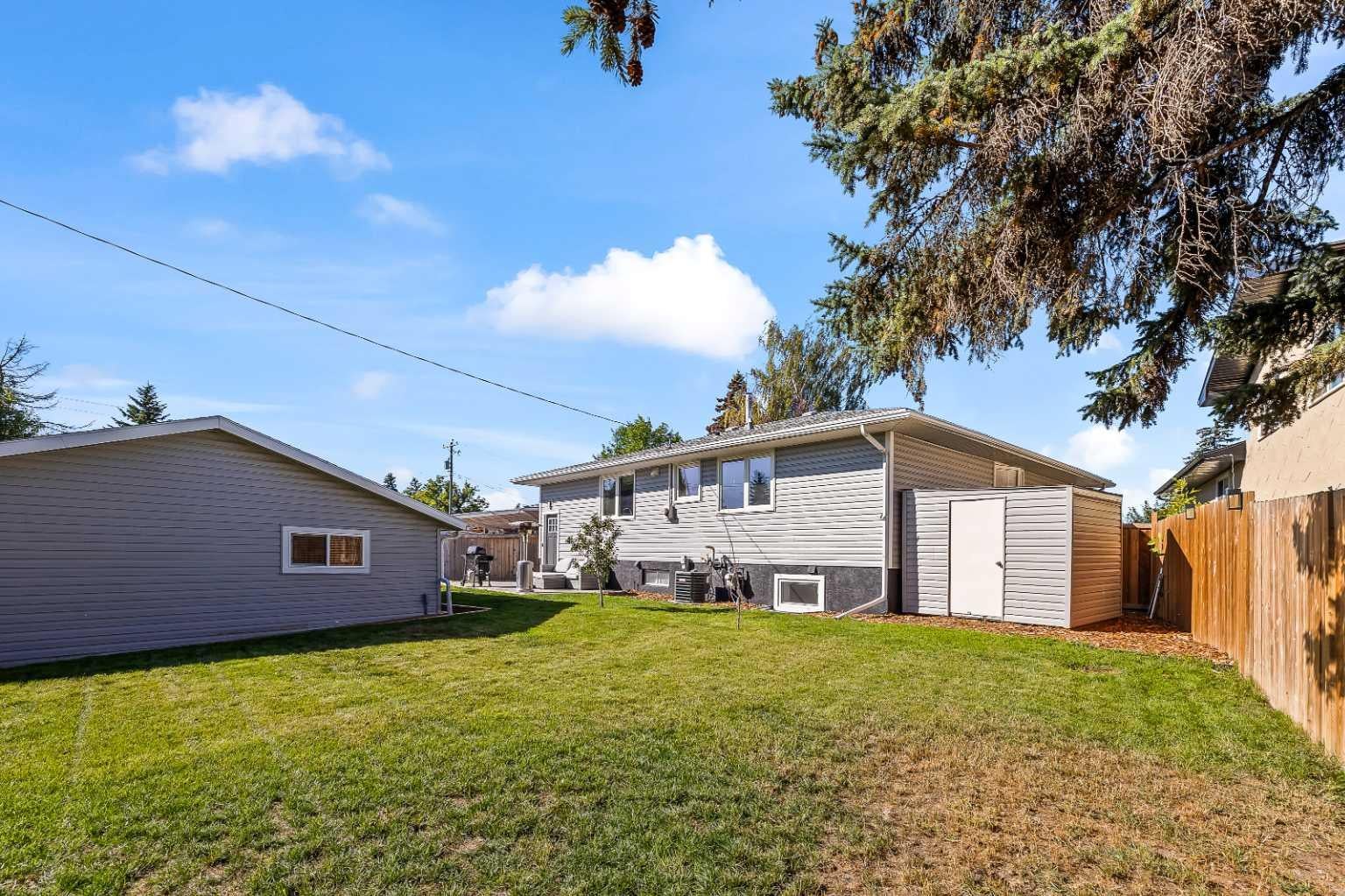 128 Doverthorn Bay SE