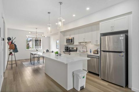 628 Copperstone Manor SE Calgary AB T2Z 5G4