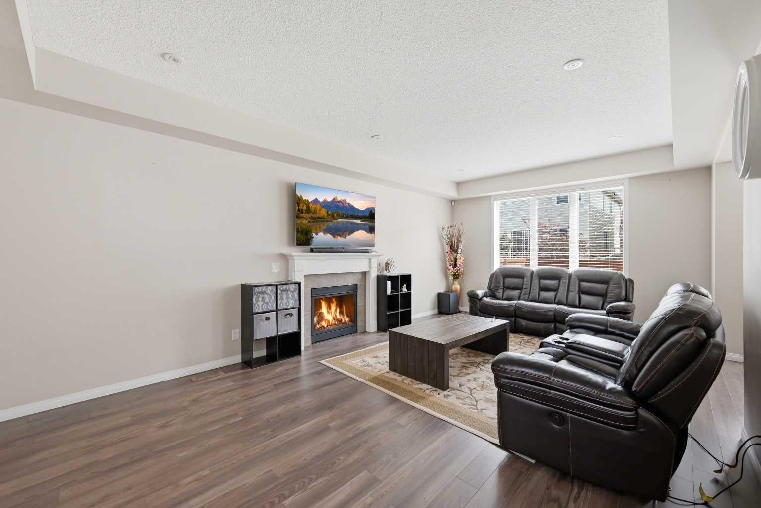 146 Windwood Grove SW