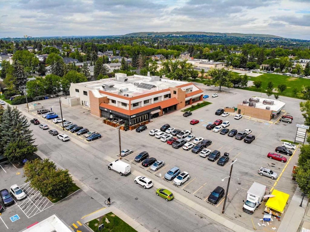 Photo of 2411 4 Street NW #Suite 202-203, Calgary, AB T2M 2Z8 (MLS # A2314697)