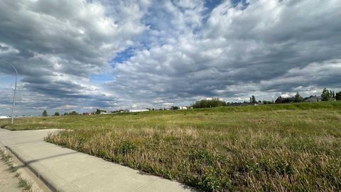 400, 500, 600 Shantz Drive Didsbury AB T0M 0W0